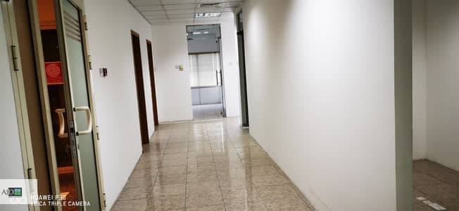 Office for Rent in Al Garhoud, Dubai - Premium Unit/Fitted Office Space/Prime Location/Free Dewa/Free WIFI/ Direct Owner/No Commission