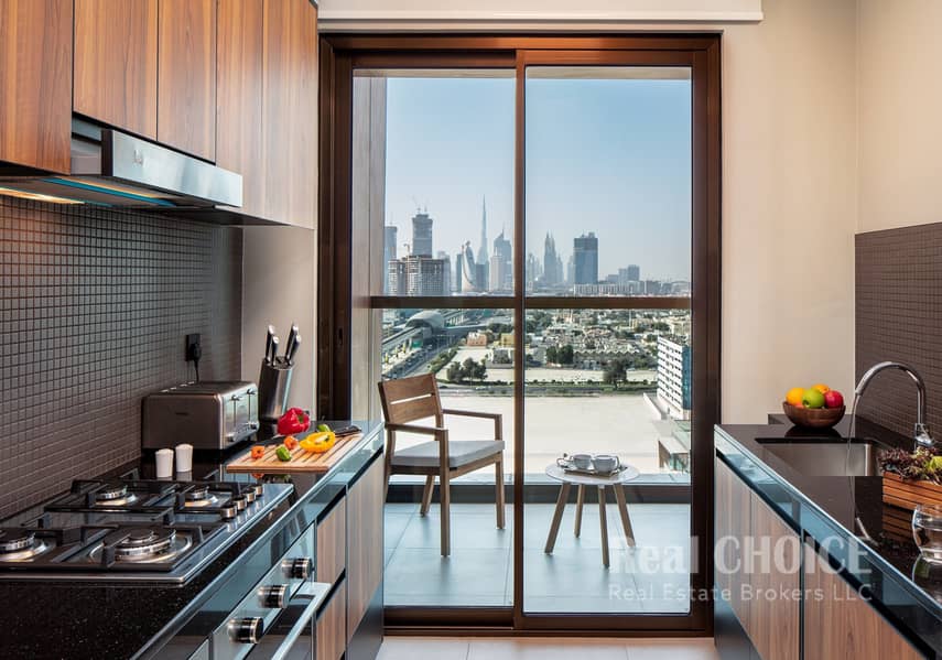 2 Apartment Kitchen with Burj View K1ALP1. jpg