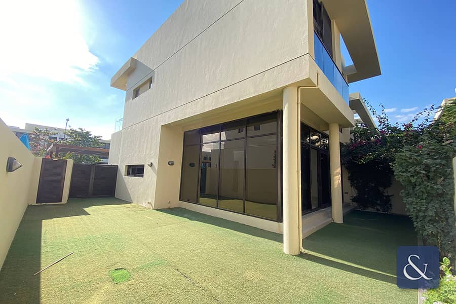 Three Bedrooms | Four Bathrooms | Vacant Three Bedrooms | Four Bathrooms | Vacant