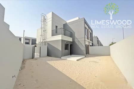 3 Bedroom Villa for Sale in Dubai South, Dubai - IMG-20240208-WA0059. jpg