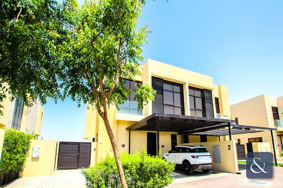 4 Bedroom | Single Row | Backing Parks