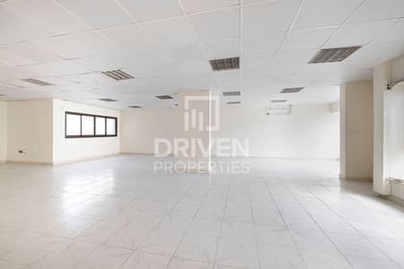 Office for Rent in Bur Dubai, Dubai - Well Maintained Office In Prime Location