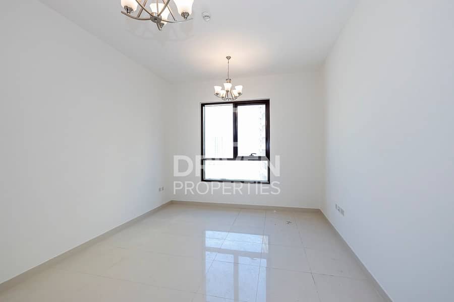 Spacious and Bright Apt | Ready To Move In