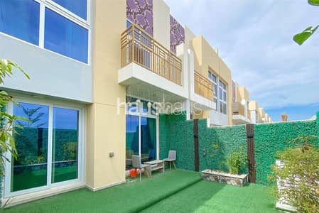 Vacant on Transfer | Single Row | Roof Top Terrace