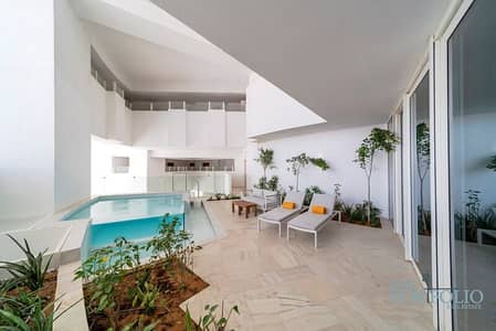 Luxury Furniture  | Pool View | Spacious Unit