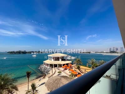1 Bedroom Apartment for Rent in Palm Jumeirah, Dubai - Full Sea View | Chiller Free | Fully Furnished
