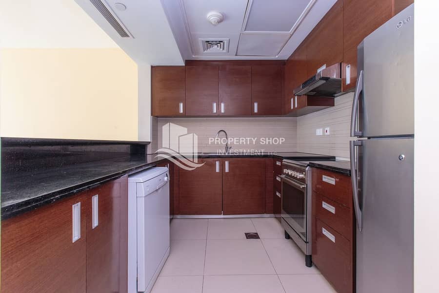 4 1-bedroom-apartment-al-reem-island-shams-abu-dhabi-gate-tower-1-kitchen-1. JPG