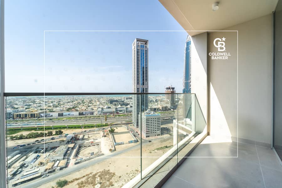 Spacious l Prime Location l High Floor Spacious l Prime Location l High Floor
