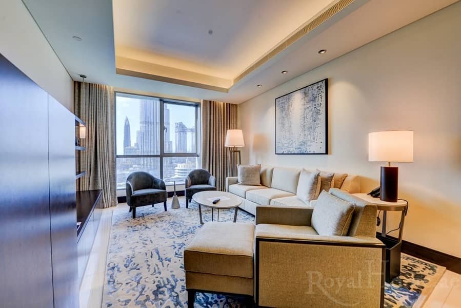 Burj Khalifa View|High Floor|1BR|Nice Furniture