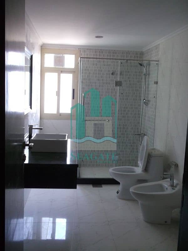 16 buti bath room - Copy. JPG