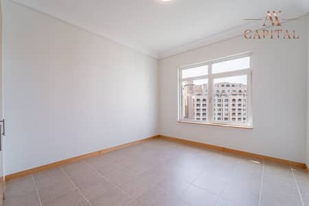 2 Bedroom Apartment for Rent in Palm Jumeirah, Dubai - Bright Unit | Spacious | Beach Access
