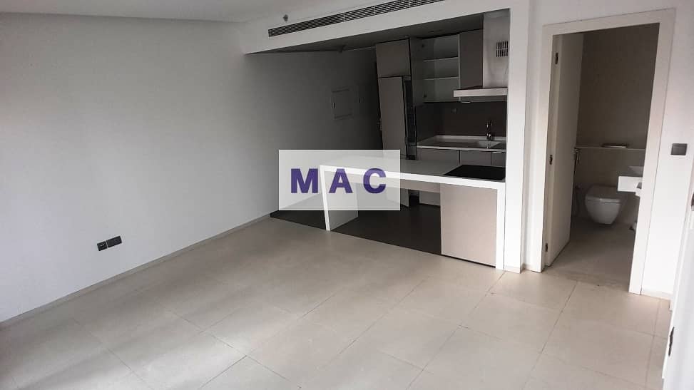 4 Bright and fabulous - 1 Bedroom in West Avenue Tower