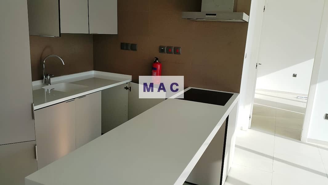 6 Bright and fabulous - 1 Bedroom in West Avenue Tower