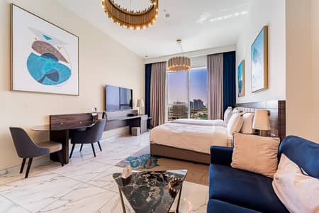 Hotel Apartment for Rent in Dubai Media City, Dubai - Stylish Serviced Studio | Bills Incl | View Now