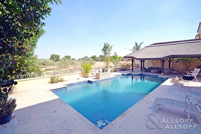Golf Course Backing Type 17 | Private Pool