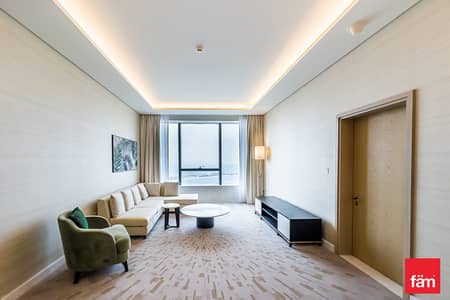 1 Bedroom Flat for Sale in Palm Jumeirah, Dubai - By Edwin | 45th floor | Dubai Marina View