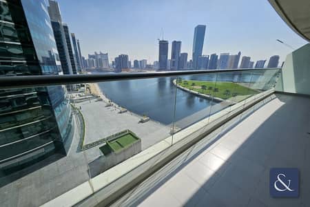 1 Bedroom Flat for Sale in Business Bay, Dubai - Mid Floor | Perfect Canal View | Vacant