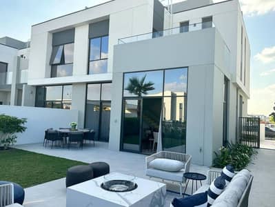4 Bedroom Villa for Sale in Al Furjan, Dubai - Vastu Compliant | Corner Unit | Close to Park
