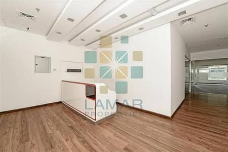 nicely fully fittd glass partitiond ready move in nicely fully fittd glass partitiond ready move in