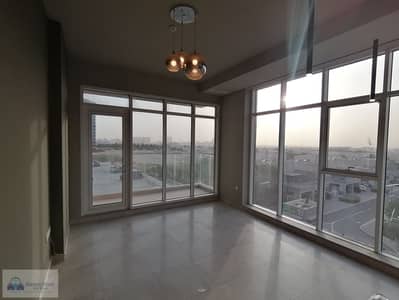 AMAZING 2 BED APT IN PLATINIUM RESIDENCES 2 WITH BALCONY FOR SALE ONLY 990K