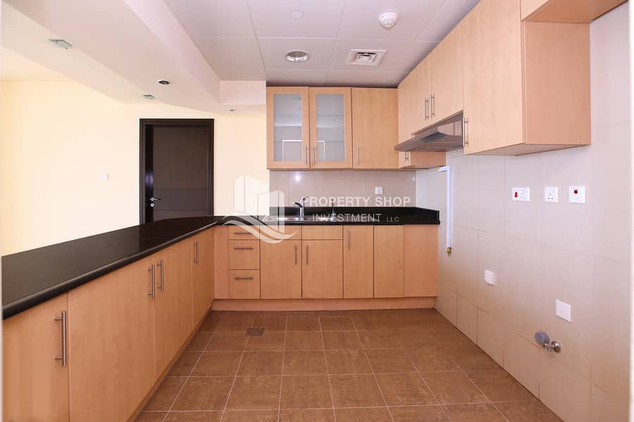 12 3-bedroom-apartment-al-reem-island-shams-abu-dhabi-sun-tower-kitchen. JPG