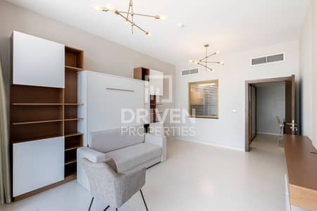 1 Bedroom Flat for Sale in Dubai Residence Complex, Dubai - Furnished with Laundry Room | Spacious