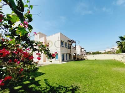 2 Bedroom Villa for Sale in Jumeirah Village Triangle (JVT), Dubai - Next To Green Belt | Lush Garden | Wow Location