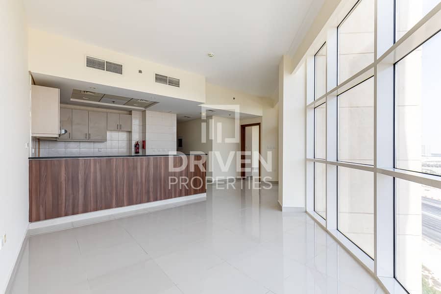 Spacious Apartment with Golf Coarse View