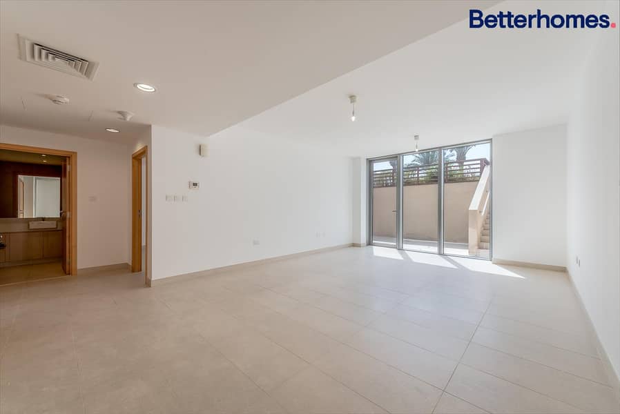 Vacant | Direct Beach Access | Best Price Vacant | Direct Beach Access | Best Price