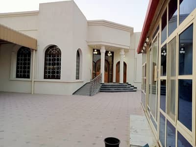 6 Bedroom Villa for Sale in Al Raqaib, Ajman - 5b0c3da7-fb5b-48b0-b77f-dbd9dc9ce3e5. jpg