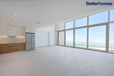 1 Bedroom Flat for Sale in Saadiyat Island, Abu Dhabi - Full Sea View | Luxury Meets The Sea | Loft Style