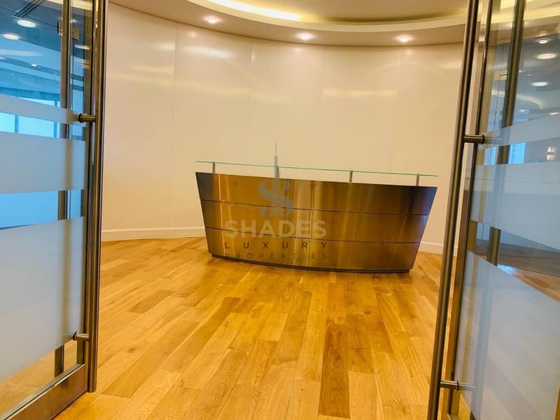 Hot Deal Upgraded Full Office Floor !! Hot Deal Upgraded Full Office Floor !!