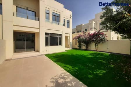 4 Bedroom Villa for Rent in Reem, Dubai - Well Maintained | Vacant | Close to Two Parks | 1 Month Free