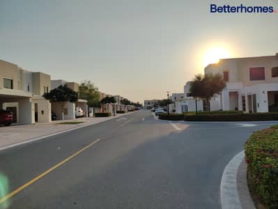 3 Bedroom Villa for Rent in Town Square, Dubai - Vacant | Type 1 | View Now | Private Garden