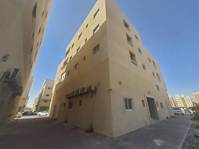 Building for sale at Ajman - Rawda 2, age 5 years 9 % - the building is now 2+G the building at gar road Building for sale at Ajman - Rawda 2, age 5 years 9 % - the building is now 2+G the building at gar road