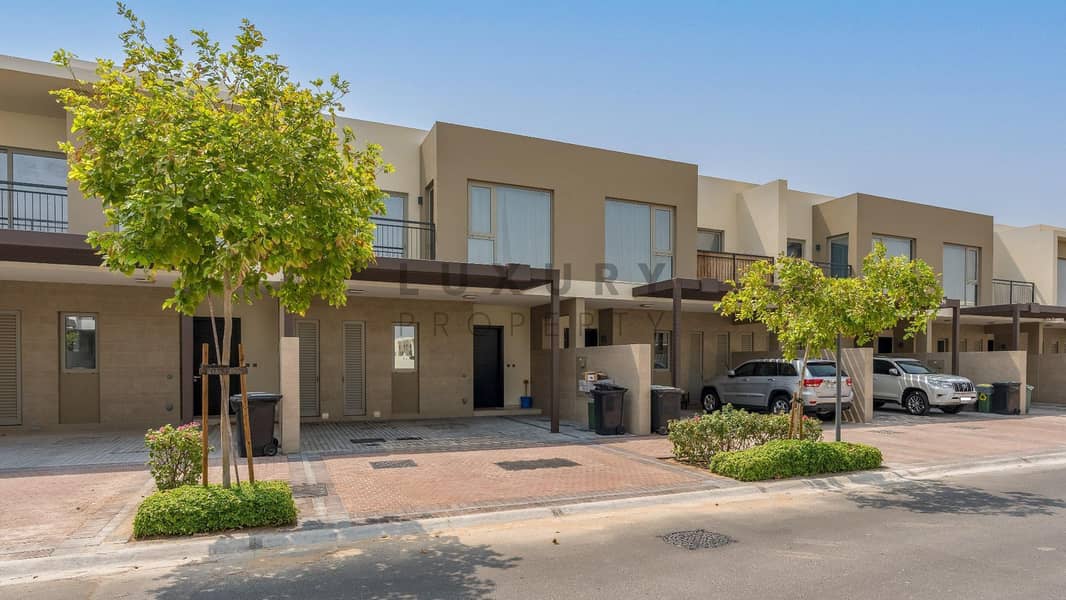 Exclusive | Furnished | Landscaped Exclusive | Furnished | Landscaped