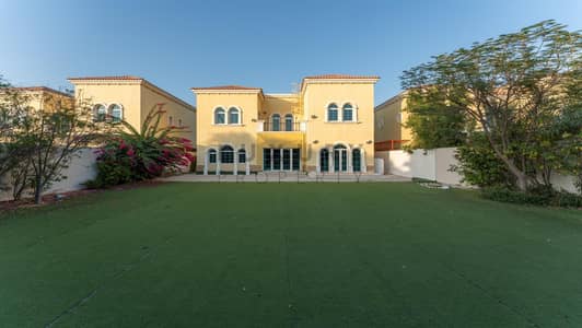 3 Bedroom Villa for Rent in Jumeirah Park, Dubai - Large Plot Villa | Near School and Pavilion