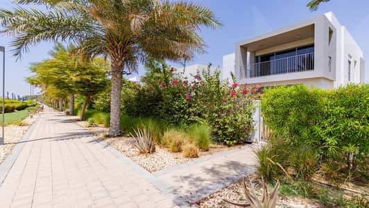 3 Bedroom Villa for Sale in Dubai Hills Estate, Dubai - Vacant | Expansive | Layout | Single Row