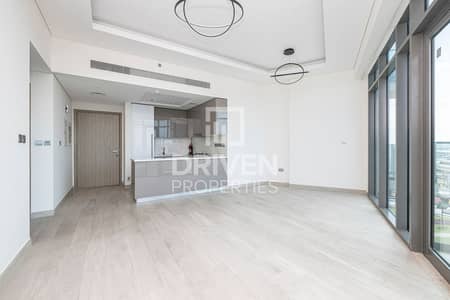 1 Bedroom Apartment for Rent in Al Jaddaf, Dubai - Mid Floor Apt with  Free Kitchen Amenity