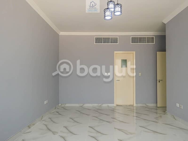 10 LIVE YOUR BEST LIFE IN OUR 3 BEDROOM APARTMENT