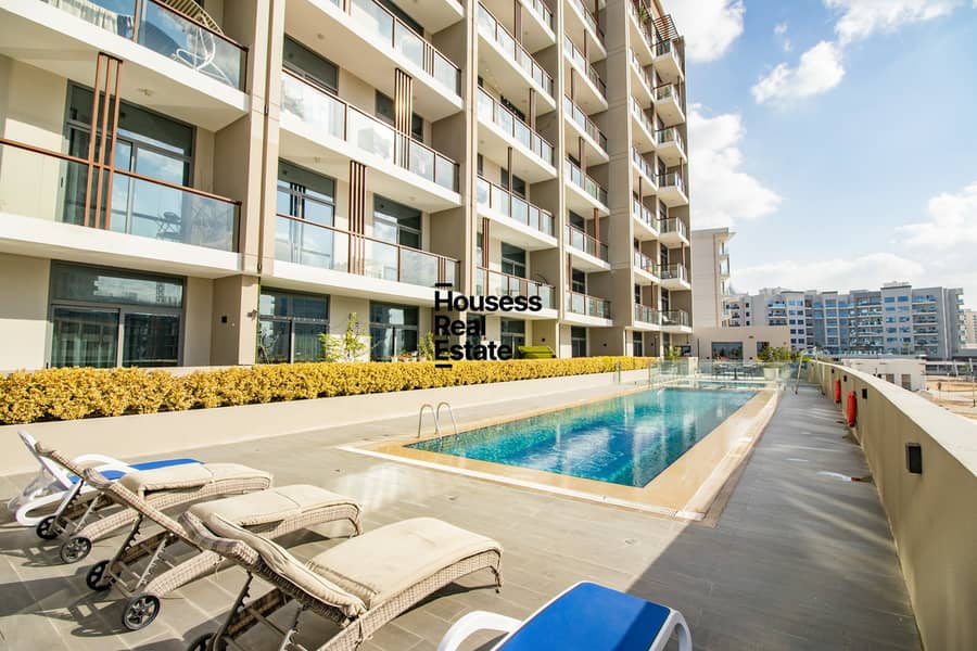 Spacious 2 BR| Fully Furnished | Luxury | Balcony