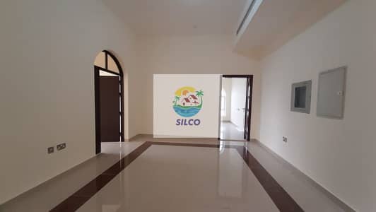 فیلا 4 غرف نوم للايجار في المرور، أبوظبي - WhatsApp Image 2024-02-13 at 10.06. 26 AM (2). jpeg