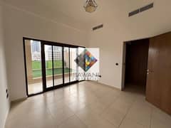 Vacant | Stunning 4 Bhk+Maid's Room | Private Elevator