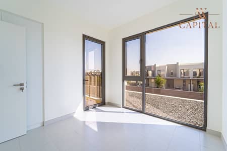 3 Bedroom Townhouse for Rent in Dubai South, Dubai - Brand New | Maids Room | Closed Garden | Move In