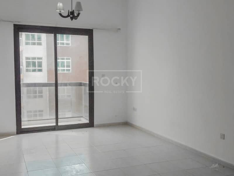 Multiple Units! Studio in Silicon Gate 2 Multiple Units! Studio in Silicon Gate 2