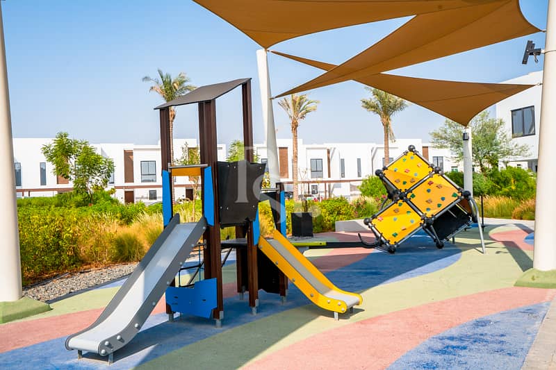 7 al-ghadeer-community-and-amenities-abu-dhabi-play-area (20). JPG