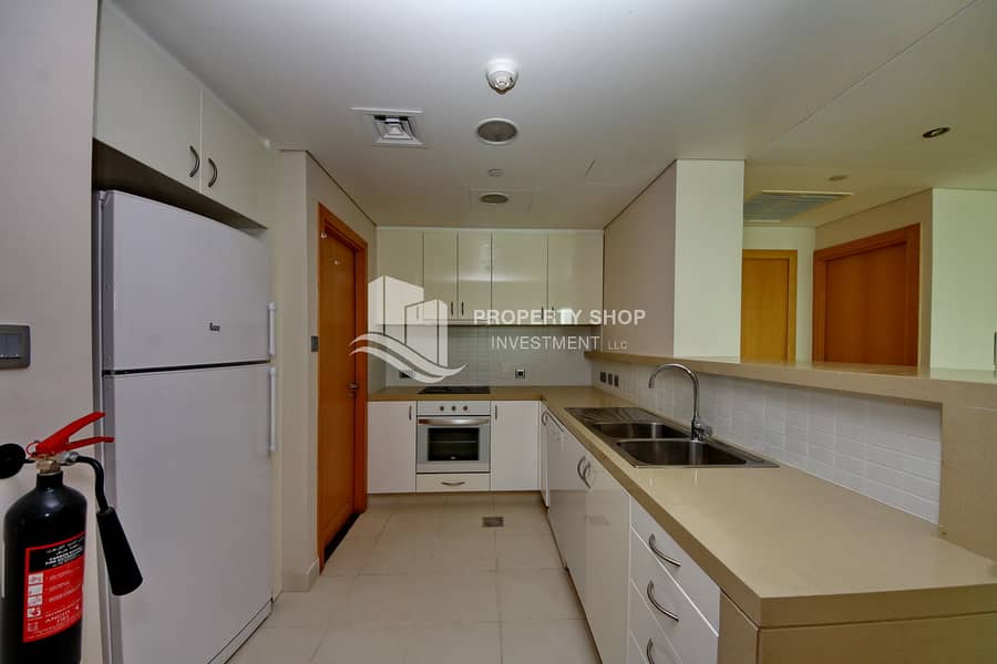 9 3-br-apartment-abu-dhabi-al-raha-beach-al-muneera-al-maha-2-kitchen. JPG