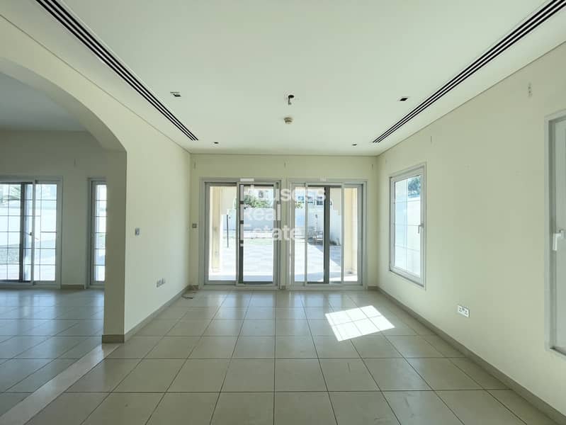 EXCLUSIVE | EXTENDABLE | LARGE PLOT | VASTU
