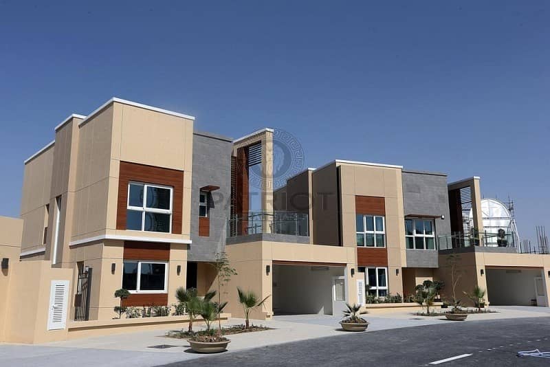 Specious 3BR Lantana villas in Barsha South Vacant