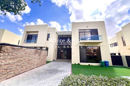 6 Bedroom Villa for Sale in DAMAC Hills, Dubai - Rare VD2 | Golf and Lake Views | Vacant